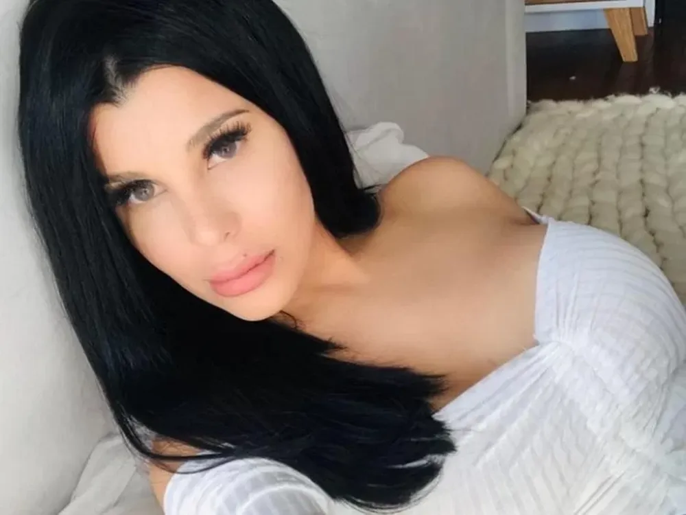 Charlotte Caniggia recién salida de la ducha