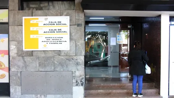 Funcionaria de la Dirección de la Niñez dio positivo: desinfección en el edificio y testeos