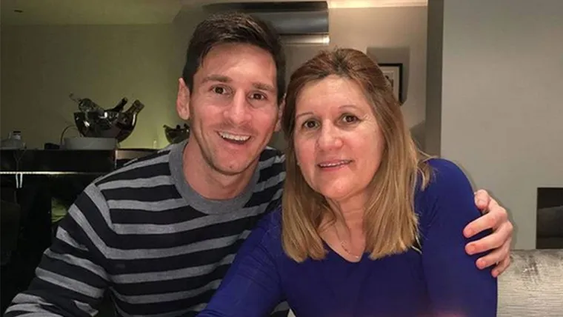 Lionel Messi junto a su mamá Celia.