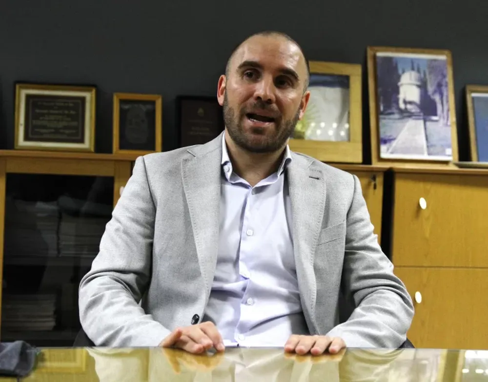 “No veo ninguna necesidad de cambiar la política cambiaria”