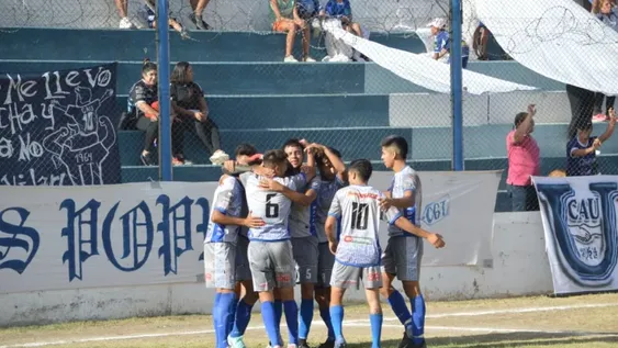 Unión continúa imbatible en el fútbol local, ganó y sigue líder