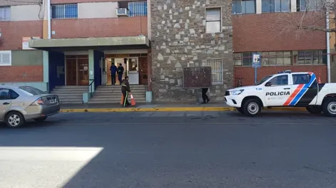 Dos amenazas de bomba en un mismo día alteraron la rutina en la Escuela Boero