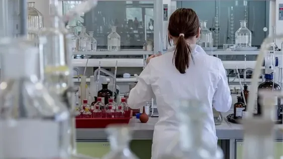 Detectaron que un fármaco usado en quimioterapia inhibe el coronavirus