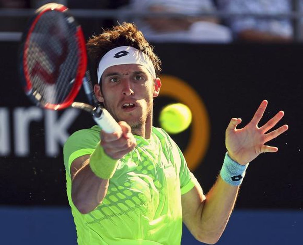 Tan sólo Mayer sigue con vida tras el primer día