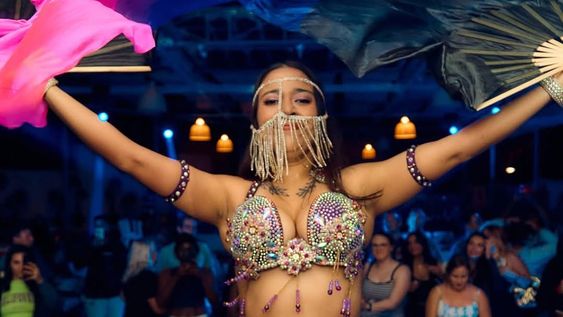 elena sanchez, la sanjuanina que conquisto india, emiratos arabes y ahora egipto con su danza y talento