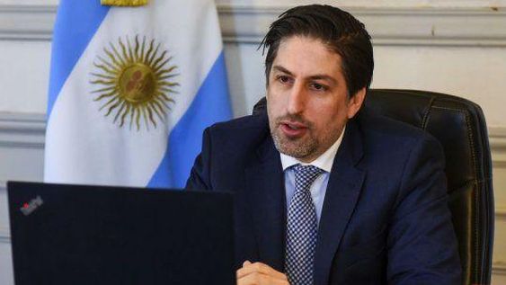El ministro Trotta aseguró que en febrero comienza la vacunación a docentes