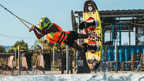 san juan se prepara para la primera carrera de wakeboard en joy park que promete adrenalina para todos