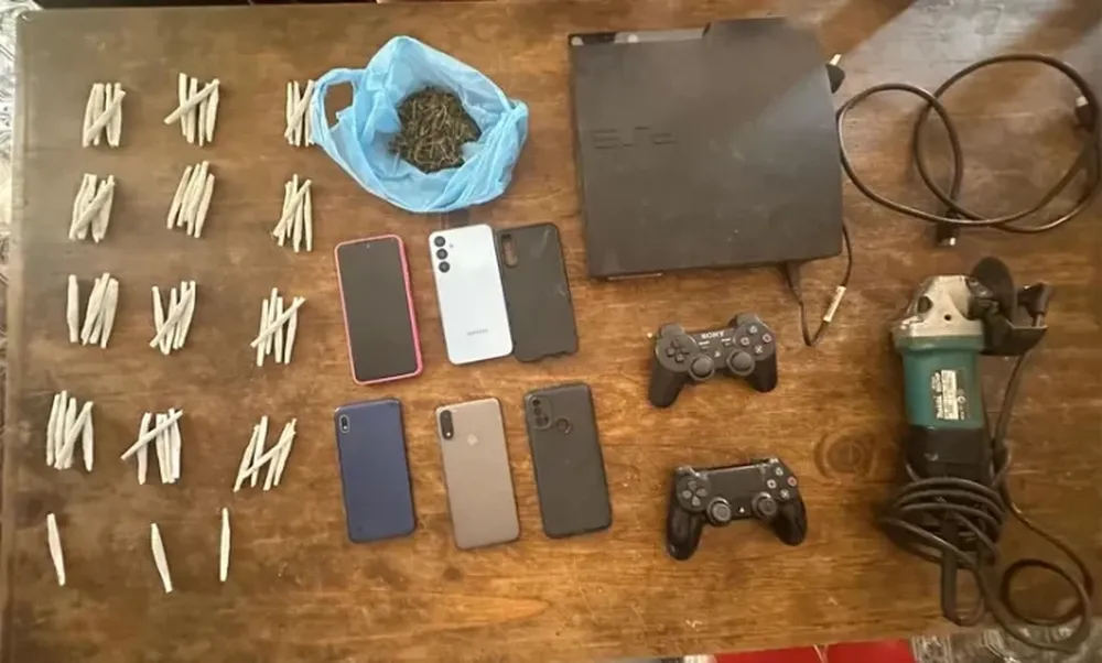 La Policía secuestró gran cantidad de droga y elementos robados en un club: hay un menor investigado