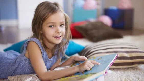 Las ocho razones por las que los libros son el regalo ideal para los chicos