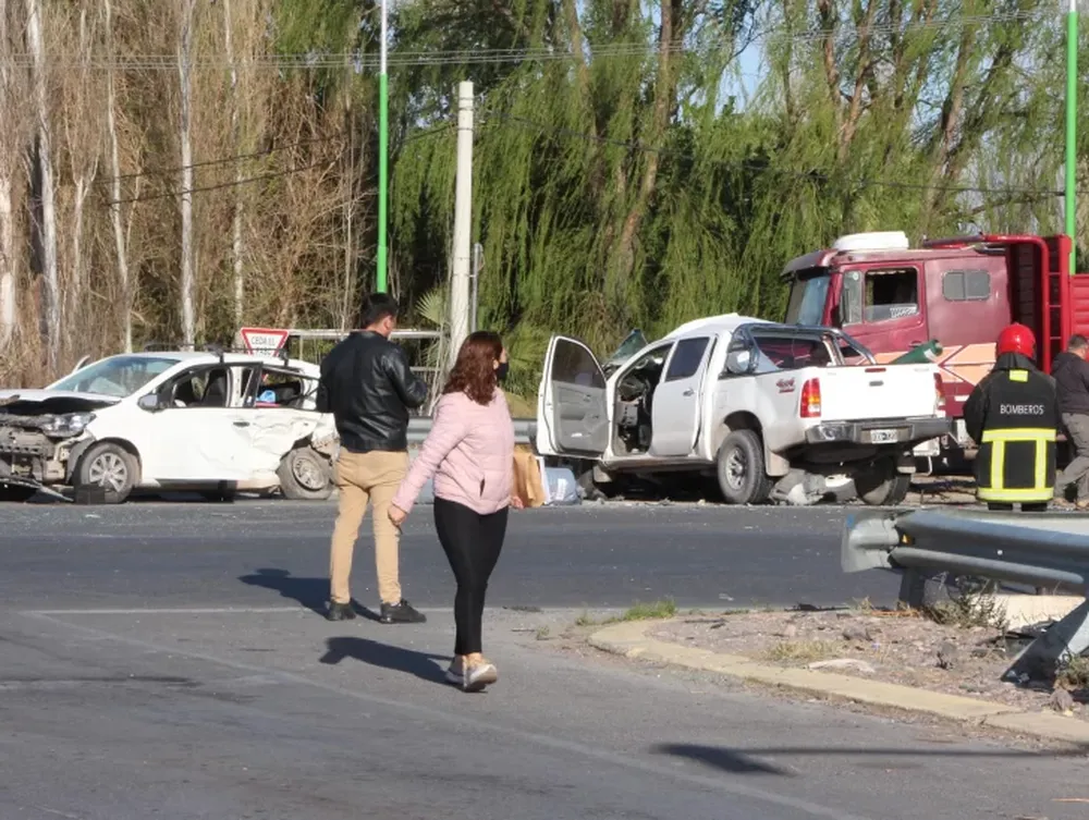 Por el choque con 3 muertos en Ruta 40 y 11, imputarán a dos conductores y uno zafa