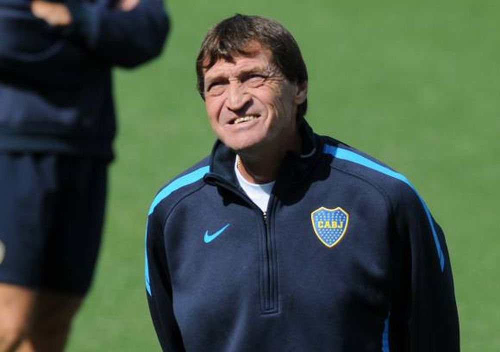 Falcioni niega que vaya a irse