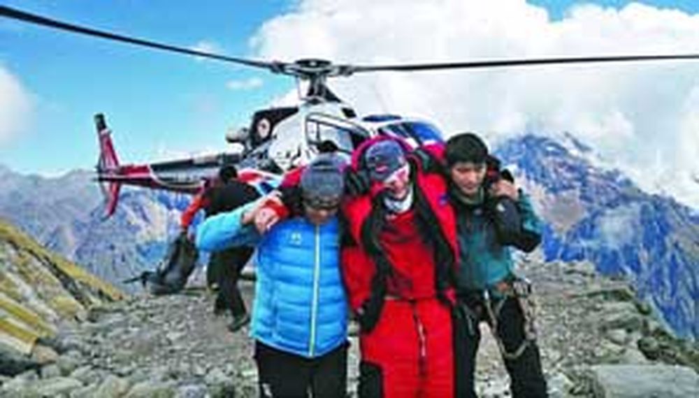 Tragedia en el Himalaya: 13 montañistas muertos
