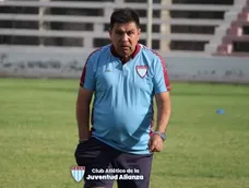 Fin de un ciclo: Víctor Hugo Cabello dejó de ser el entrenador de Alianza Fin de un ciclo: Víctor Hugo Cabello dejó de ser el entrenador de Alianza