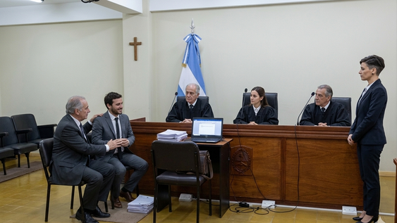 El acusado, un moro y feriante de San Juan, fue absuelto por unanimidad por el tribunal. Imagen creada con IA.&nbsp;