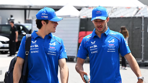 Franco Colapinto junto a Pierre Gasly