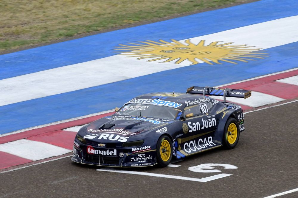 Prometedor. Tobías Martínez fue el mejor de los Chevrolet en el Turismo Carretera que pasó por Viedma.&nbsp;