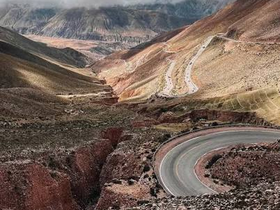 Murió un niño al desbarrancarse el auto en el que viajaba junto a su familia