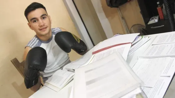 Jesús Moretti, el boxeador que luchó, salió de la calle y hoy está por ser un profesional