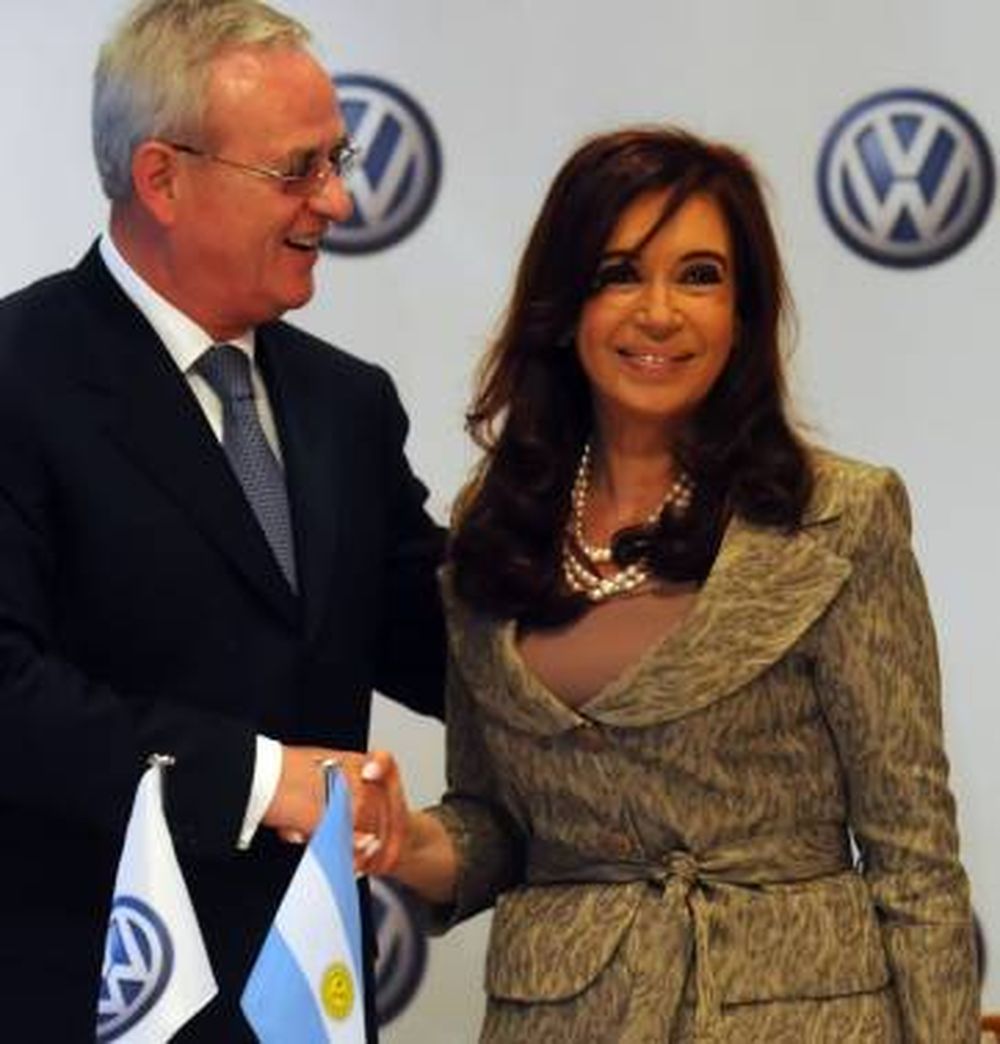 Cristina anunció la creación de la carrera de  Ingenieria Automotriz