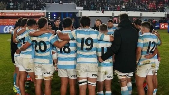 LA PRESENCIA de Los Pumas en San Juan, excede el hecho deportivo.