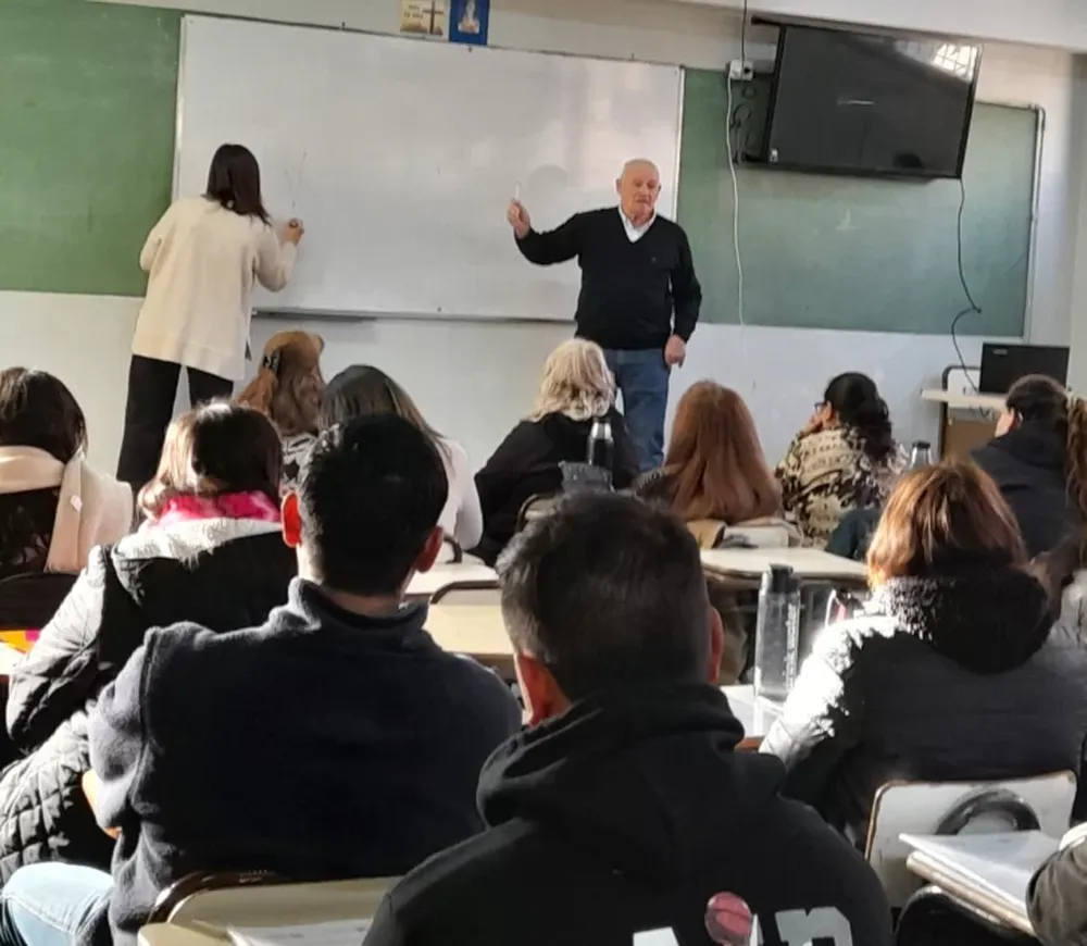 Rivadavia: capacitan a jóvenes emprendedores