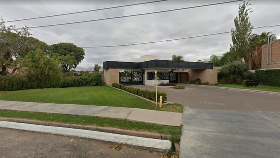 cinco mil dolares, joyas y relojes: el botin que le robaron a una familia dominicana en un barrio privado