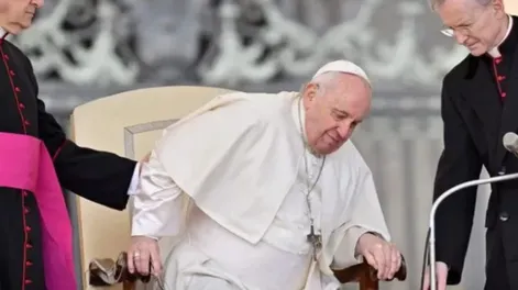 Francisco: “Mi pierna no está bien, el médico me ha pedido que no camine”