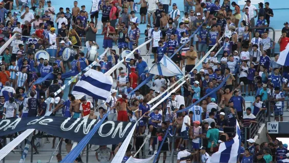 Unión siempre pone el color