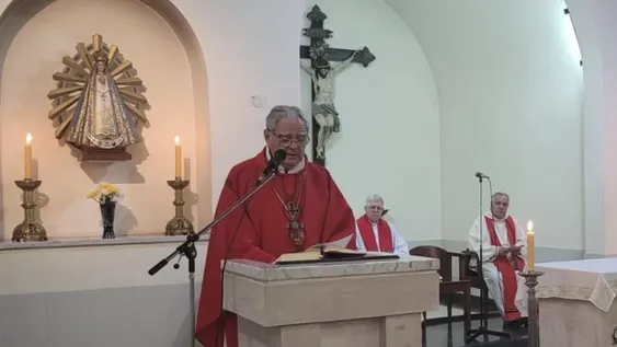 Iglesia: fuerte “desencanto” tras 40 años de democracia