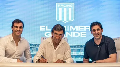 La felicidad de Gustavo Costas tras renovar su contrato en Racing hasta 2028: “Sigo en el lugar donde quiero”