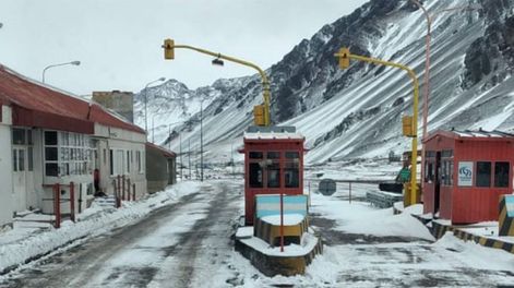 El Paso Cristo Redentor cierra hasta el viernes
