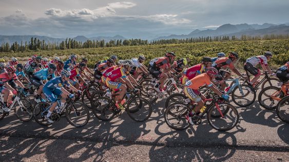 Despedida. El Ciclismo de San Juan cerrará su temporada de ruta con el Circuito Carlos Escudero.