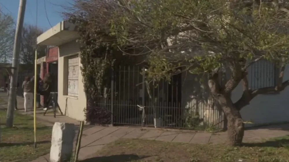 [VIDEO] La casa del horror donde torturaron y asesinaron a Lara, Brenda y Morena