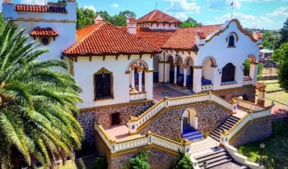 Se venden cinco castillos en Argentina, el más barato cuesta 400.000 dólares