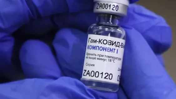 La OMS suspendió el proceso de aprobación de la Sputnik V