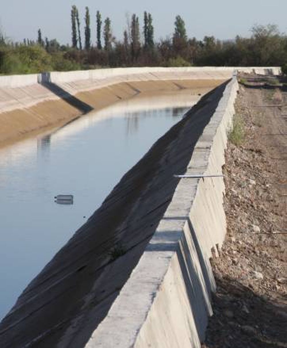 Por la crisis hídrica, 25% menos de agua en canales
