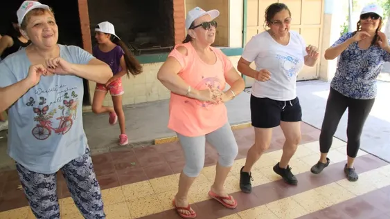 Los adultos mayores que hacen talleres ahora se sumarán a las colonias de verano