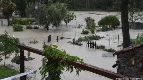 Al menos cinco muertos en Italia por las inundaciones en el noreste del país