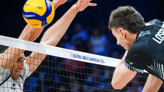 Despedida. Argentina llegó hasta Italia en el Mundial de Filipinas, marcando la despedida de Méndez como entrenador nacional.