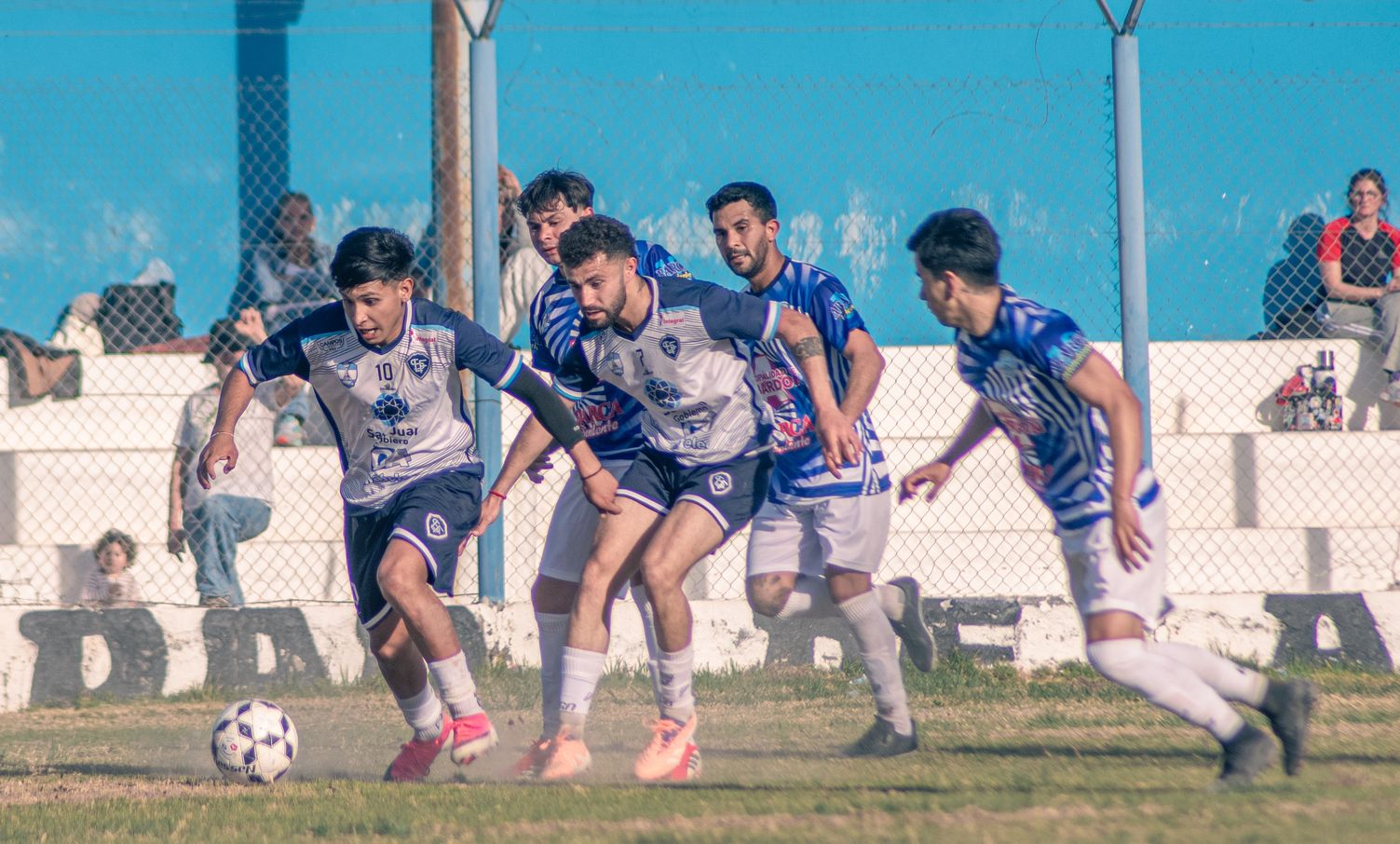 Albardón-Angaco se clasificó a la Copa País y ahora se medirá ante Tupungato. Fotos: gentileza Charly Domínguez.&nbsp;