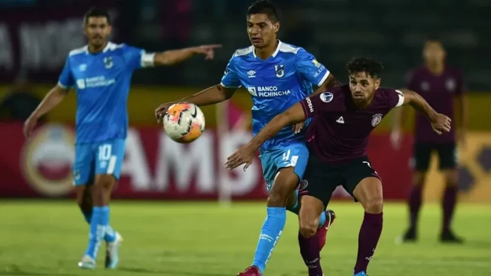 Lanús sufrió pero selló su clasificación a la siguiente fase