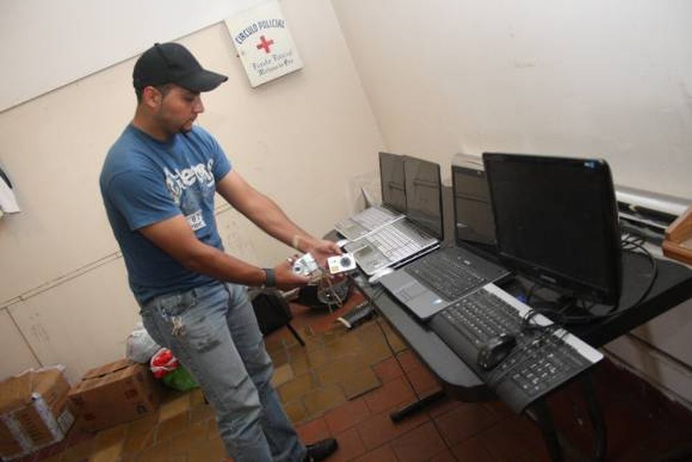 Secuestran computadoras