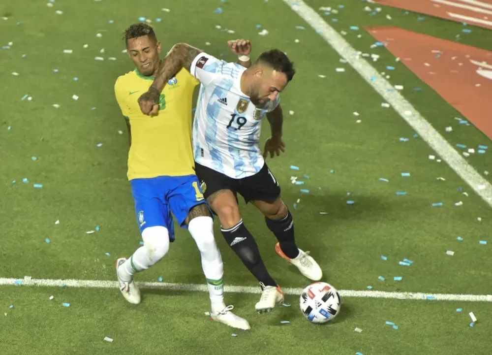 El pícaro comentario de Otamendi sobre el codazo a Raphinha