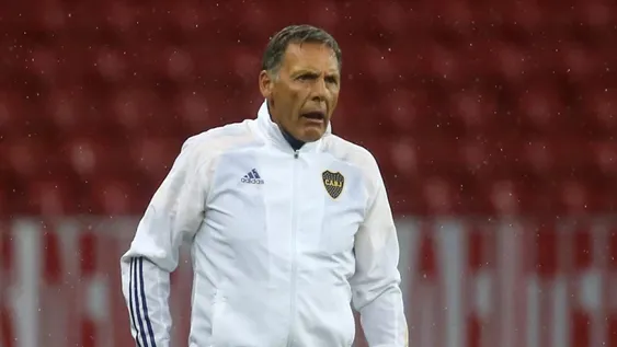 Russo esquiva la polémica del VAR