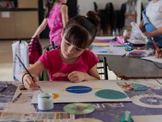 Capital abrió las inscripciones para Centros de Familia que entregará voucher para que los chicos practiquen deportes y actividades artisticas. Capital abrió las inscripciones para Centros de Familia que entregará voucher para que los chicos practiquen deportes y actividades artisticas.