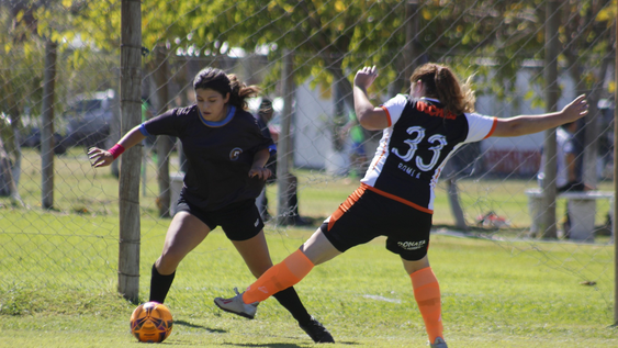 goleadas y partidos intensos en la tercera fecha del femenino de adepu