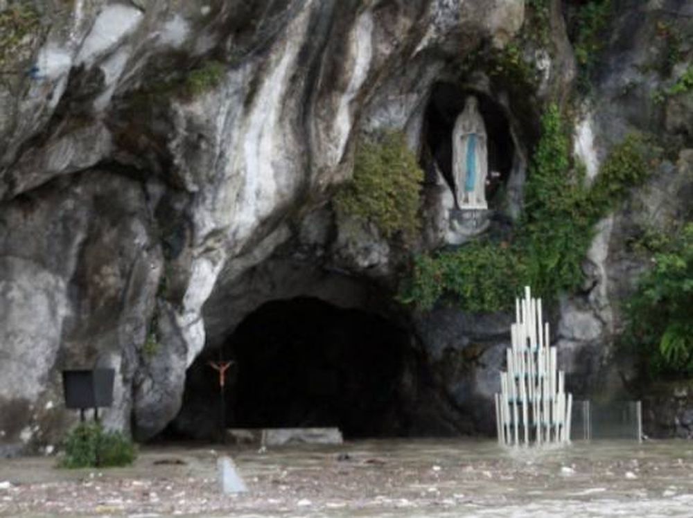 Lourdes, inundado