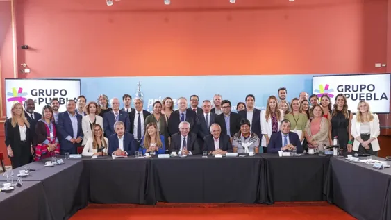 Alberto Fernández confirmó el reingreso de Argentina a Unasur