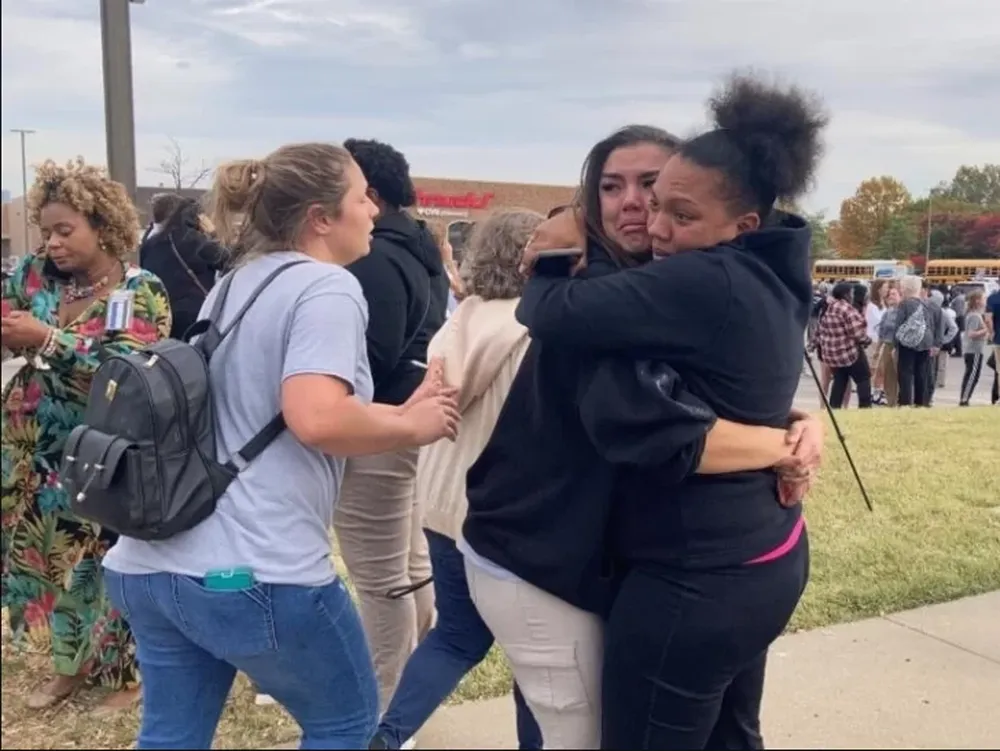 Dejó tres muertos, entre ellos el agresor, y seis heridos el tiroteo en una escuela de EEUU