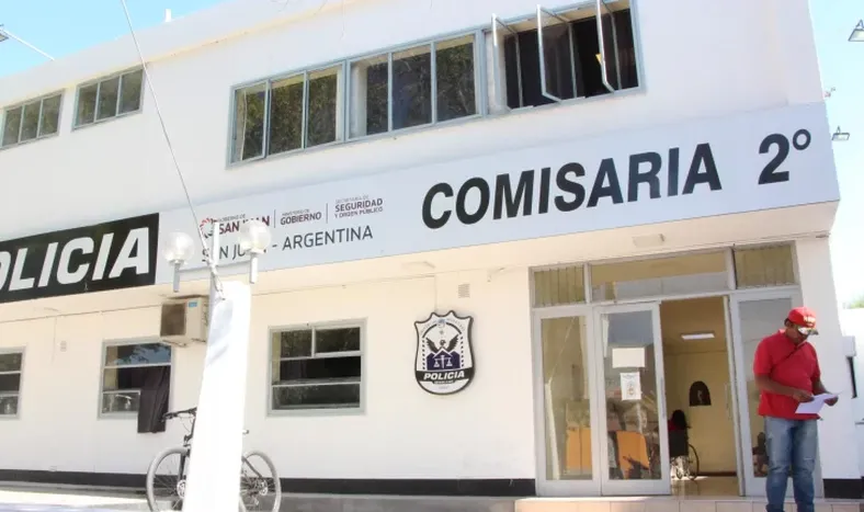 Comisaría 2da.-